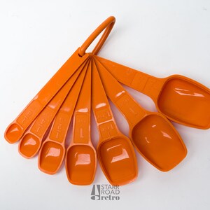 Vintage Tupperware Measuring Spoons Set of 7 Orange