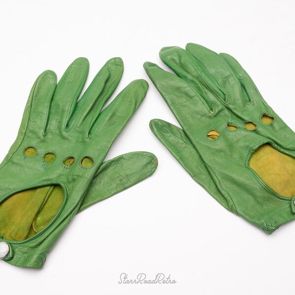 Vintage Green Leather Riding Gloves