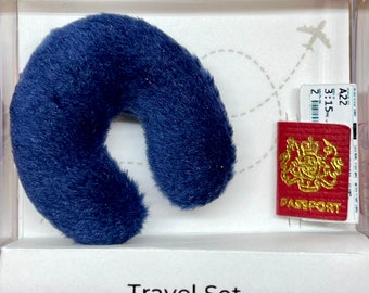 Miniature handmade travel accessories, 1/12 scale