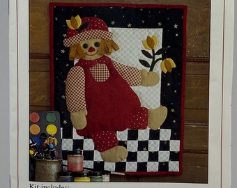 Vintage Scarecrow Rag Doll, Rag Doll.Wall Quilt Kit.Finished Size 13 x 15.Design by Rachel T. Pellman.Ragedy Andy Looking Doll.Vintage.Fall