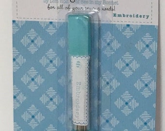 Embroidery Needles.Nifty Needles..Lori Holt.Bee in My Bonnet.18 Count Stitchery.Smooth Glide.Blue Tip Needle for Easy Threading