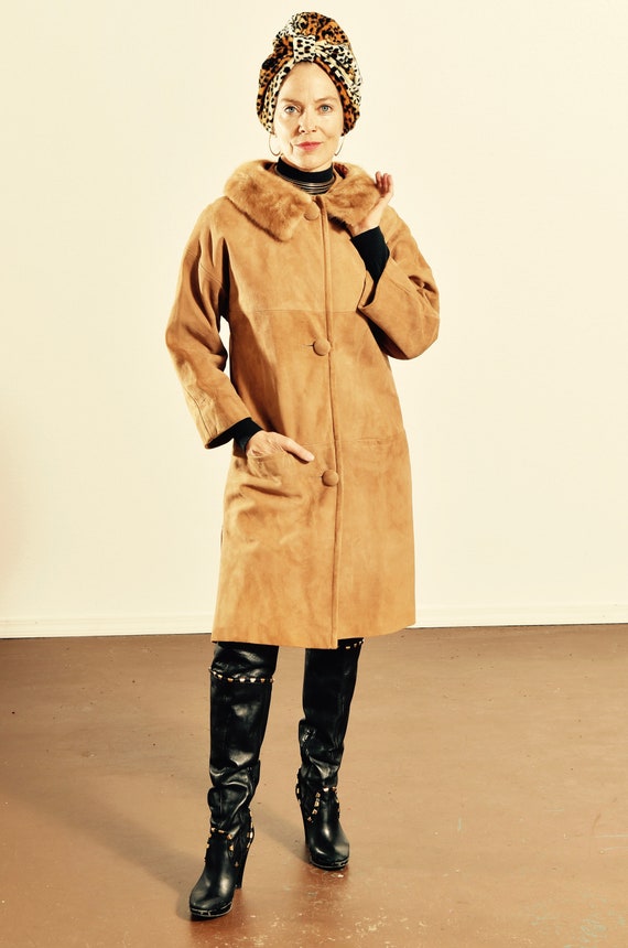 60's Suede Coat with Fur Collar/ Mod Suede Coat/ V
