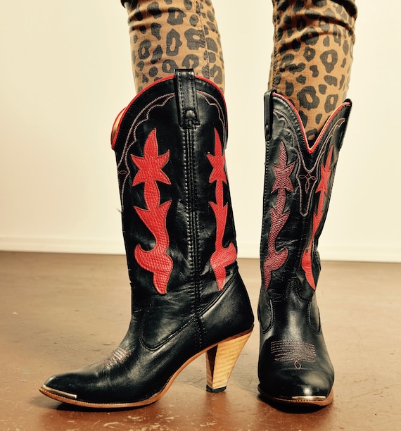 Vintage DINGO Cowboy Boots/ 70's Dingo Cowboy Boot