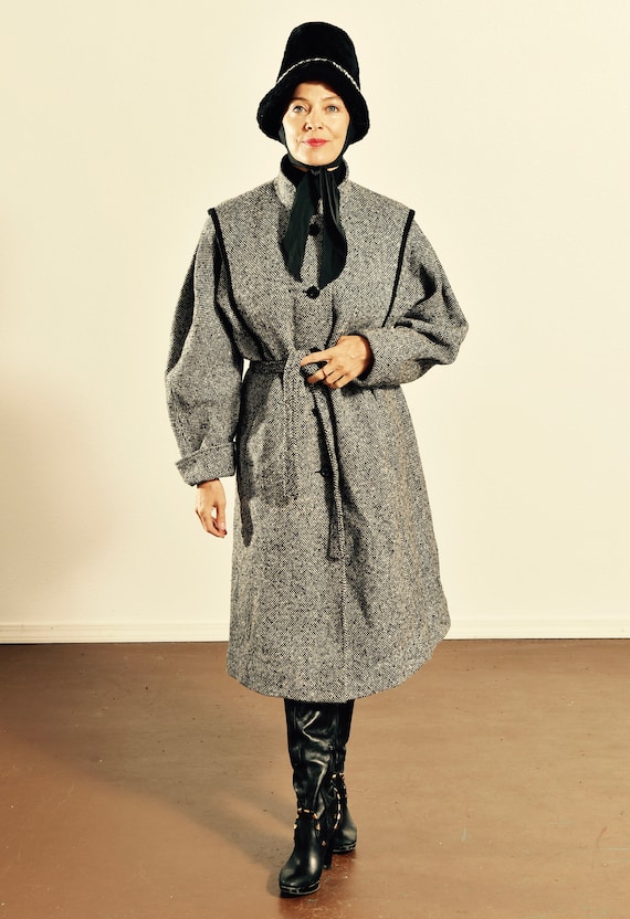 Alorna Tweed Coat/ Vintage Tweed Coat/ Sherlock Ho