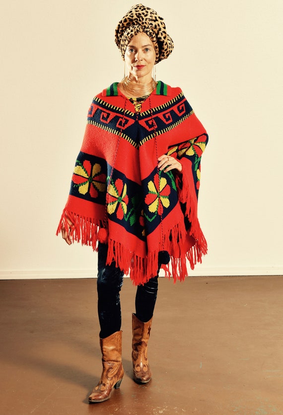 70's Poncho with Pompoms/ Vintage Poncho with Pomp