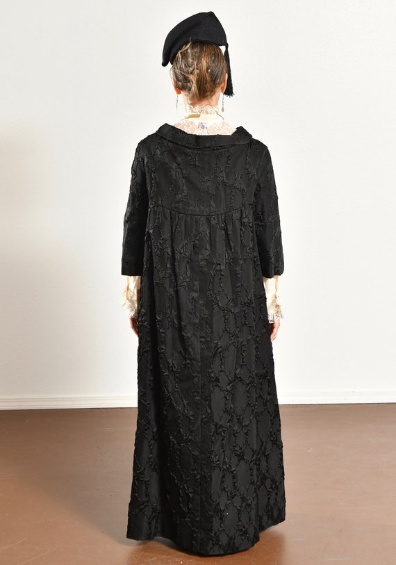 1960's Black Opera Cloak, Full Length Goth Coat, … - image 4