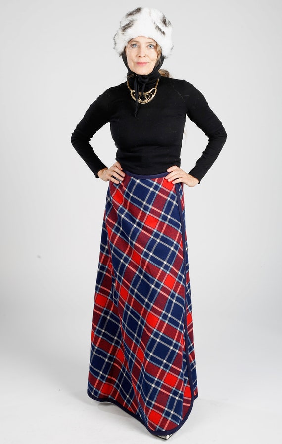 Virgin Wool Plaid Skirt, Long Tartan Wrap 70's Ma… - image 2