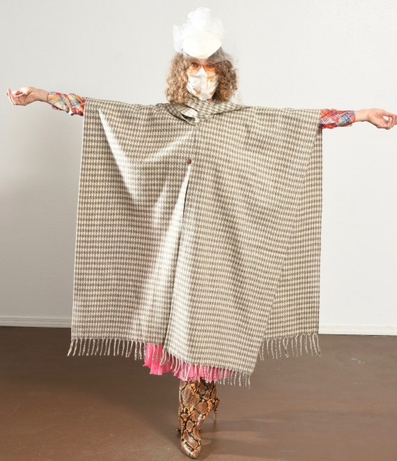 Houndstooth Wool Cape/ Houndstooth Cape/ Wool Fri… - image 3