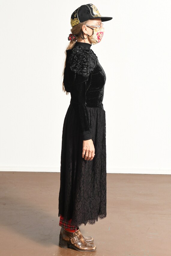 Rare Gunne Sax Black Lace Velvet Dress, 80's Jess… - image 3