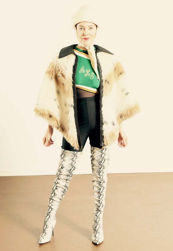 70's Faux Leopard Print Cape/ Vintage Faux Fur Cap