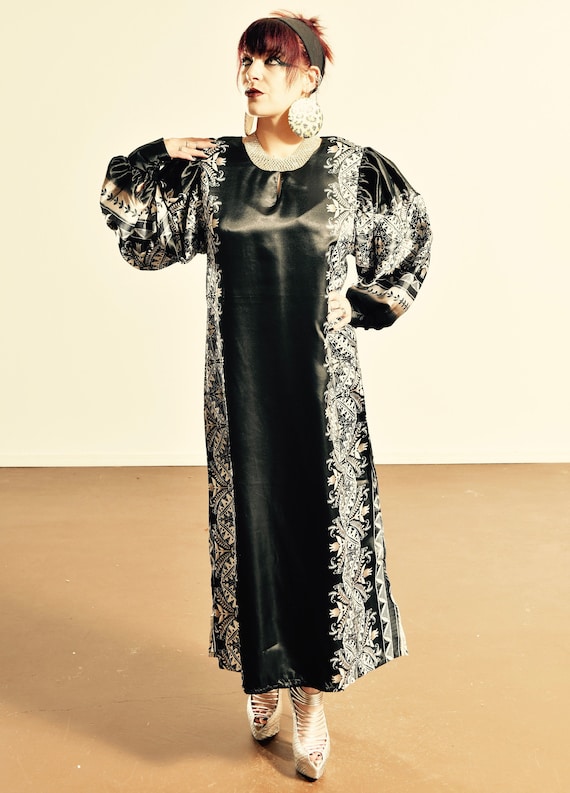 ashro caftans