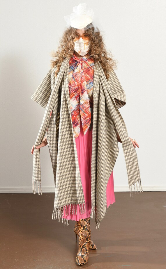 Houndstooth Wool Cape/ Houndstooth Cape/ Wool Fri… - image 7