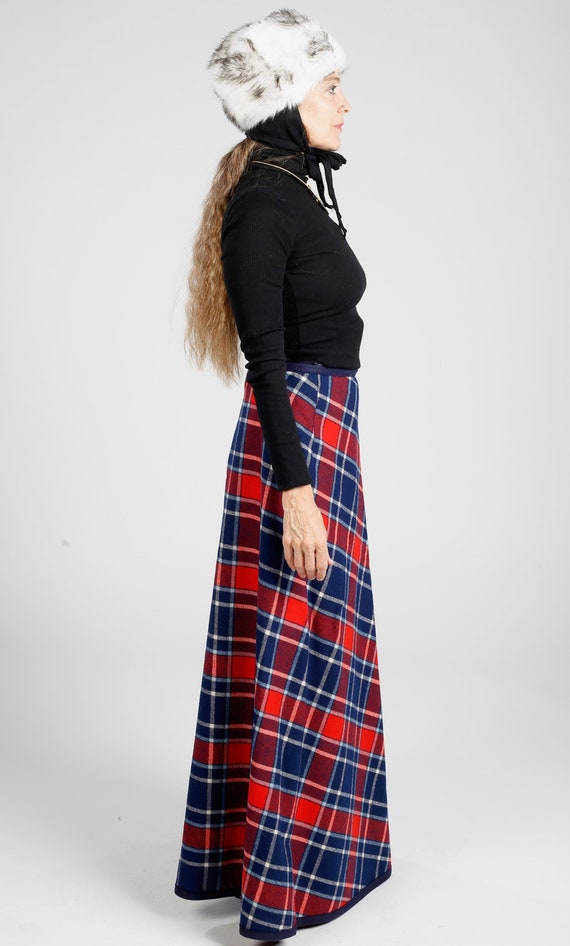 Virgin Wool Plaid Skirt, Long Tartan Wrap 70's Ma… - image 3