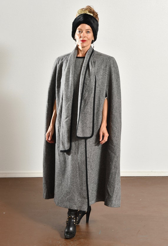 Herringbone Tweed Cape with Attached Scarf, 80's … - image 4