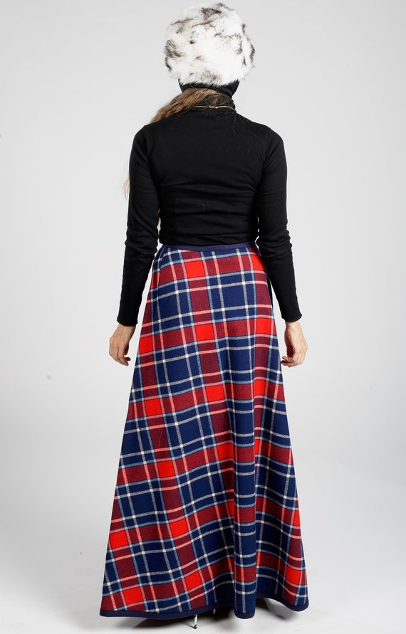 Virgin Wool Plaid Skirt, Long Tartan Wrap 70's Ma… - image 4