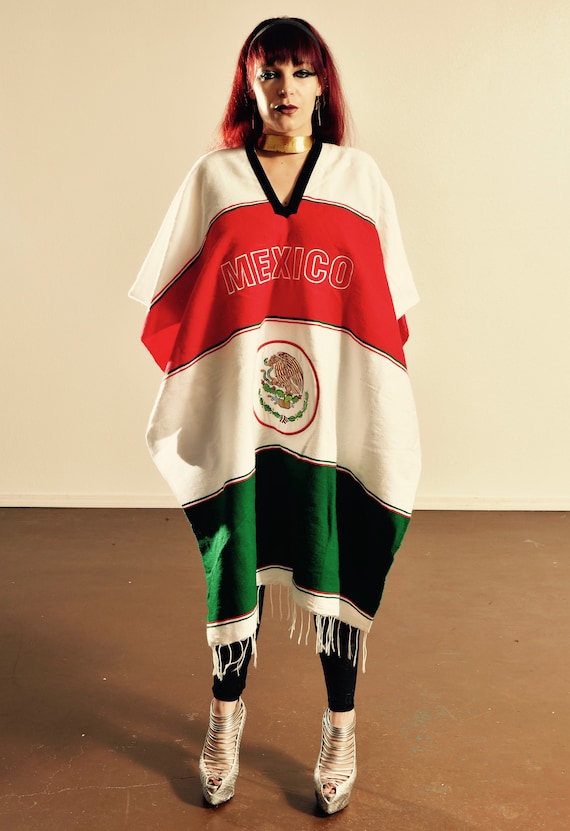 Mexican Flag Poncho/ Mexican Poncho/ Free Size