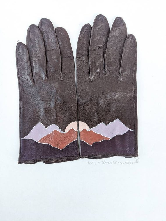 Mountains - Hand Painted Vintage Long Gloves Size… - image 1