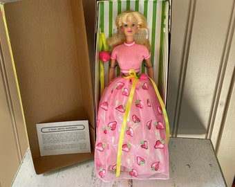 1998 Strawberry Sorbet Barbie New in Box Mattel for Avon Special