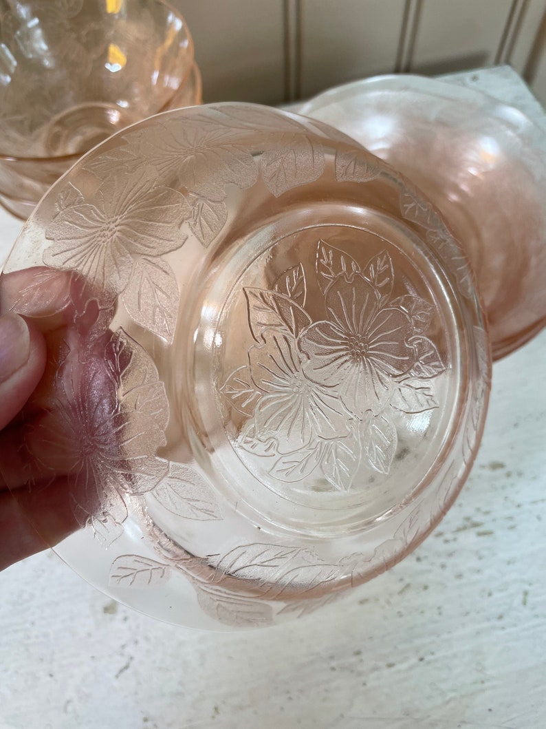 Macbeth-Evans Dogwood pink small bowls and footed sherbet bowls Set of 5 bild 4
