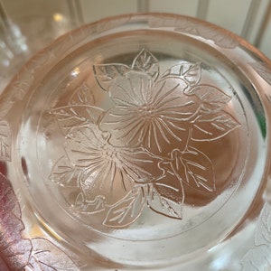 Macbeth-Evans Dogwood pink small bowls and footed sherbet bowls Set of 5 bild 5