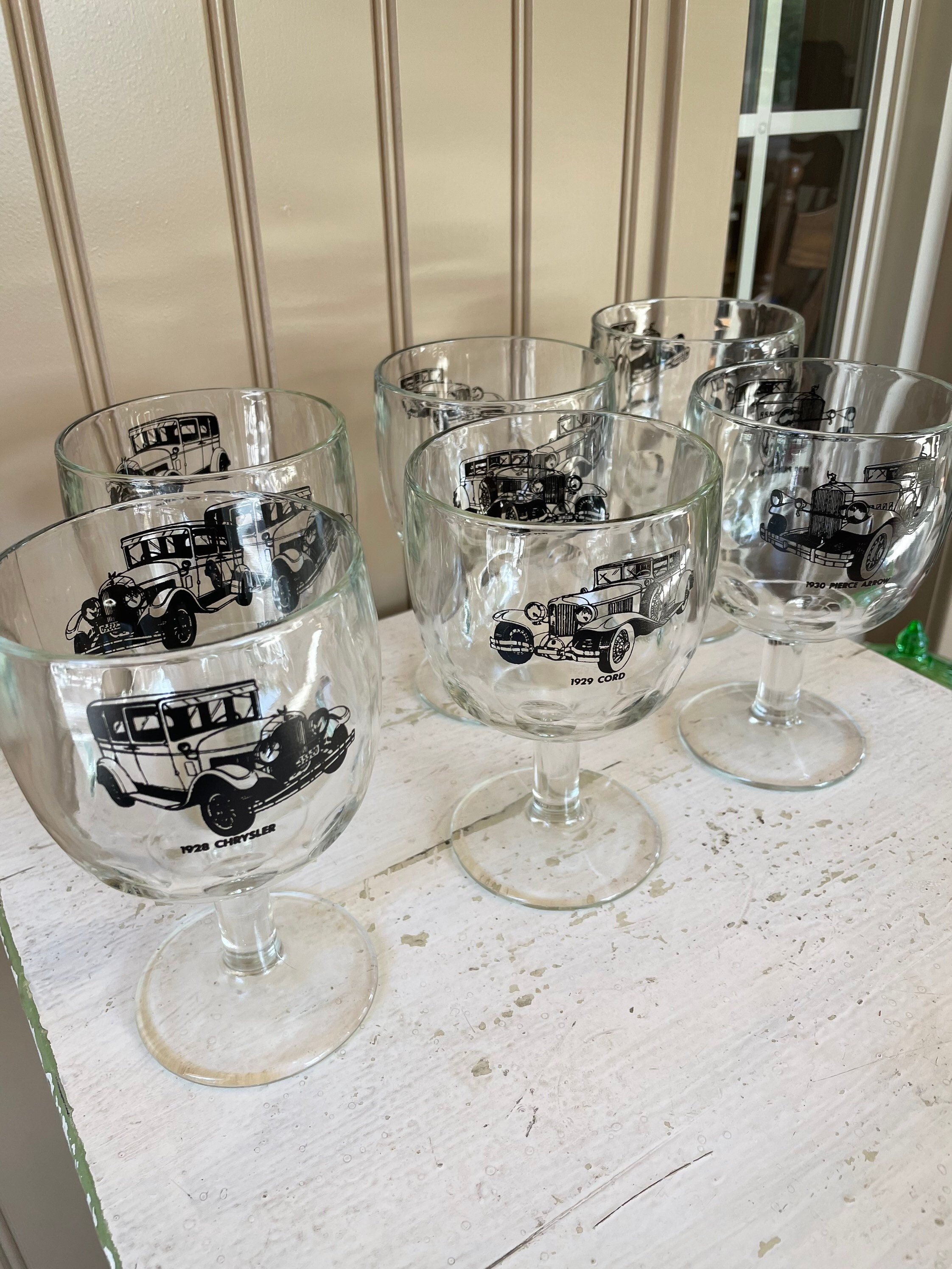 Antique Autos Set of 8 Drinking Glasses - Anchor Hocking Glassware