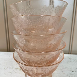 Macbeth-Evans Dogwood pink small bowls and footed sherbet bowls Set of 5 bild 9