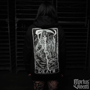 Sudadera con capucha con la carta del Tarot de la Muerte, regalo de suéter para novio, suéter gótico, suéter del Tarot, acogedor y cómodo