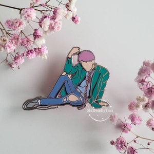 SHINee Jonghyun | She Is Enamel Pin | Accessories | Kpop | Gift | Shawol | Broch Jewelry | Music