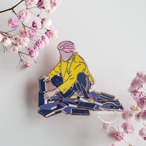 SHINee Jonghyun | She Is Enamel Pin | Accessories | Kpop | Gift | Shawol | Broch Jewelry | Music