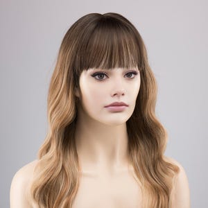 Ash Blonde Wavy Wig with Bangs Dark Roots Ombre Blonde Wig Cosplay Natural Wig Briana