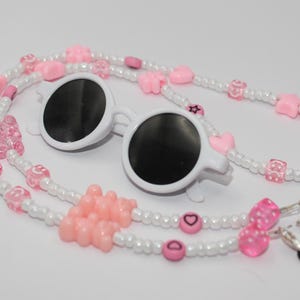 Fun Pink Glasses Chain - 24&quot;