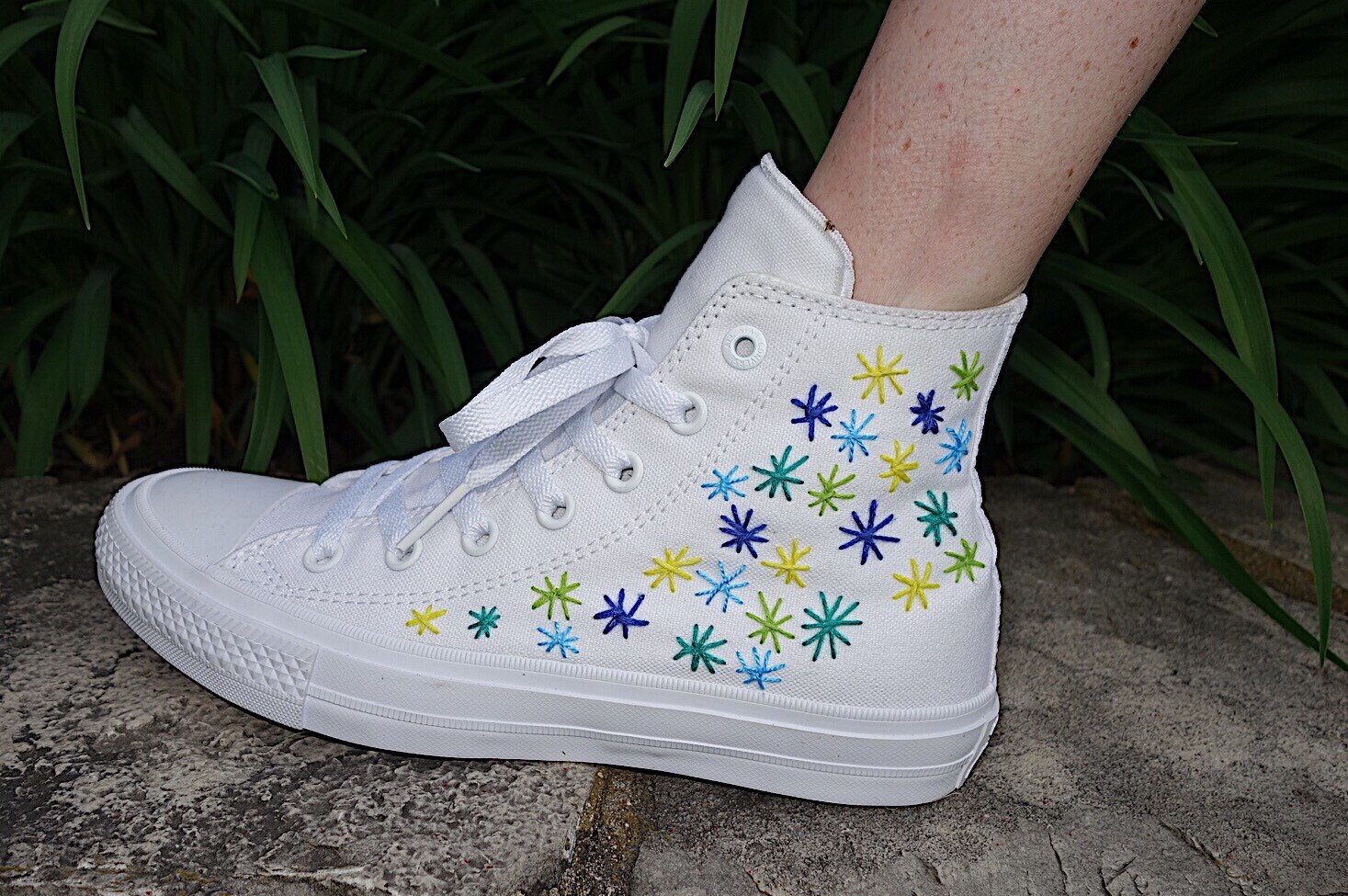 converse chucks in bloom
