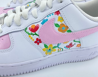 Kundenspezifische handgemalte Blume Nike Air Force 1