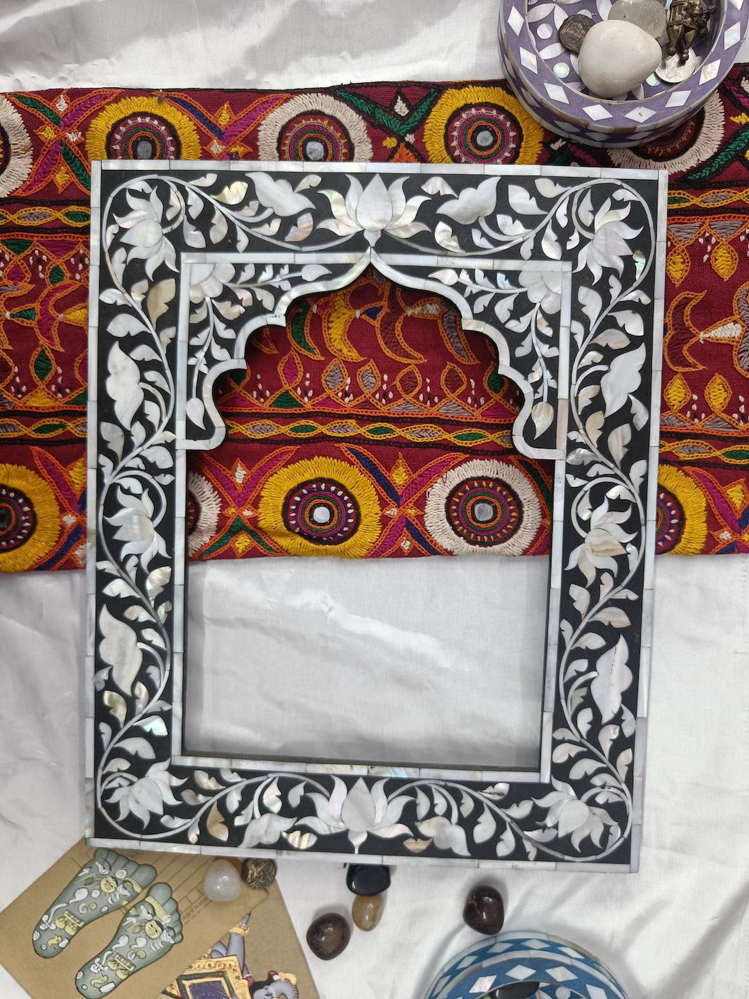 Handmade Mother of Pearl Inlay Frame: Lotus Design Jharokha Wall Decor ...