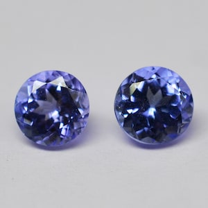 AAA Tanzanite Gemstone: 2-5mm Round Faceted Cut Stone
