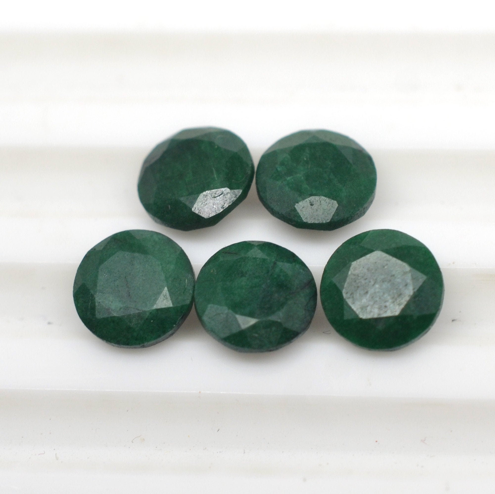 Smaragd 8mm Runde Form Edelstein Grün Farbe Enhanced Emerald Etsy
