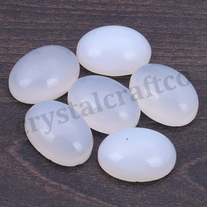 AAA + Qualität Natürlicher weißer Chalcedon Oval Form Cabochon Flache Rückseite kalibriert Großhandel Edelsteine, alle Größen erhältlich 4x6mm bis 20x30mm