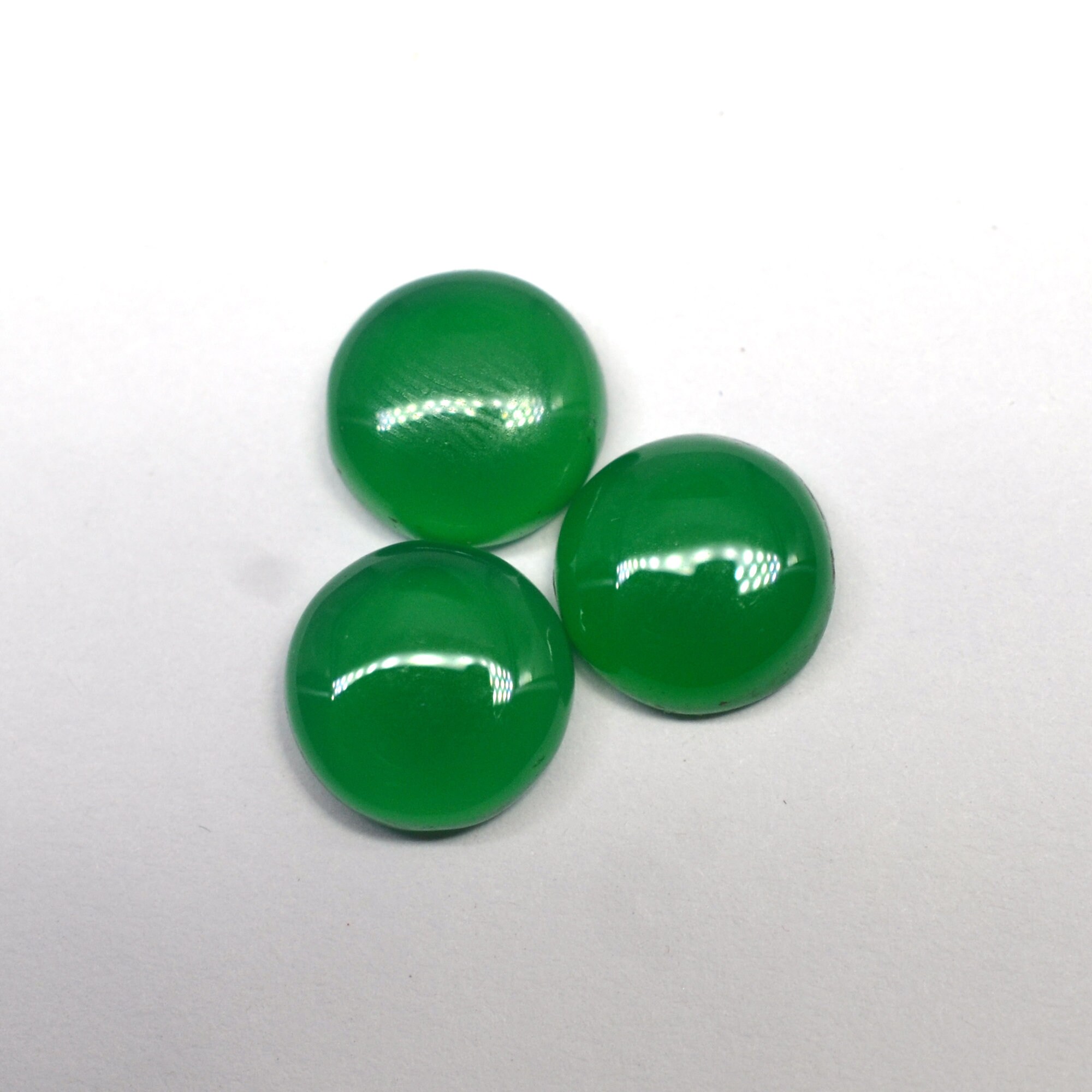 Green Onyx Round Cabochon: Calibrated Gemstone (5mm-10mm)