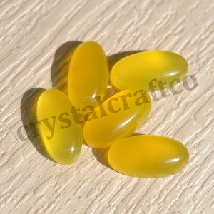 AAA Mango Chalcedon Cabochon: Oval Cabochon (6x4-30 x 20 mm)