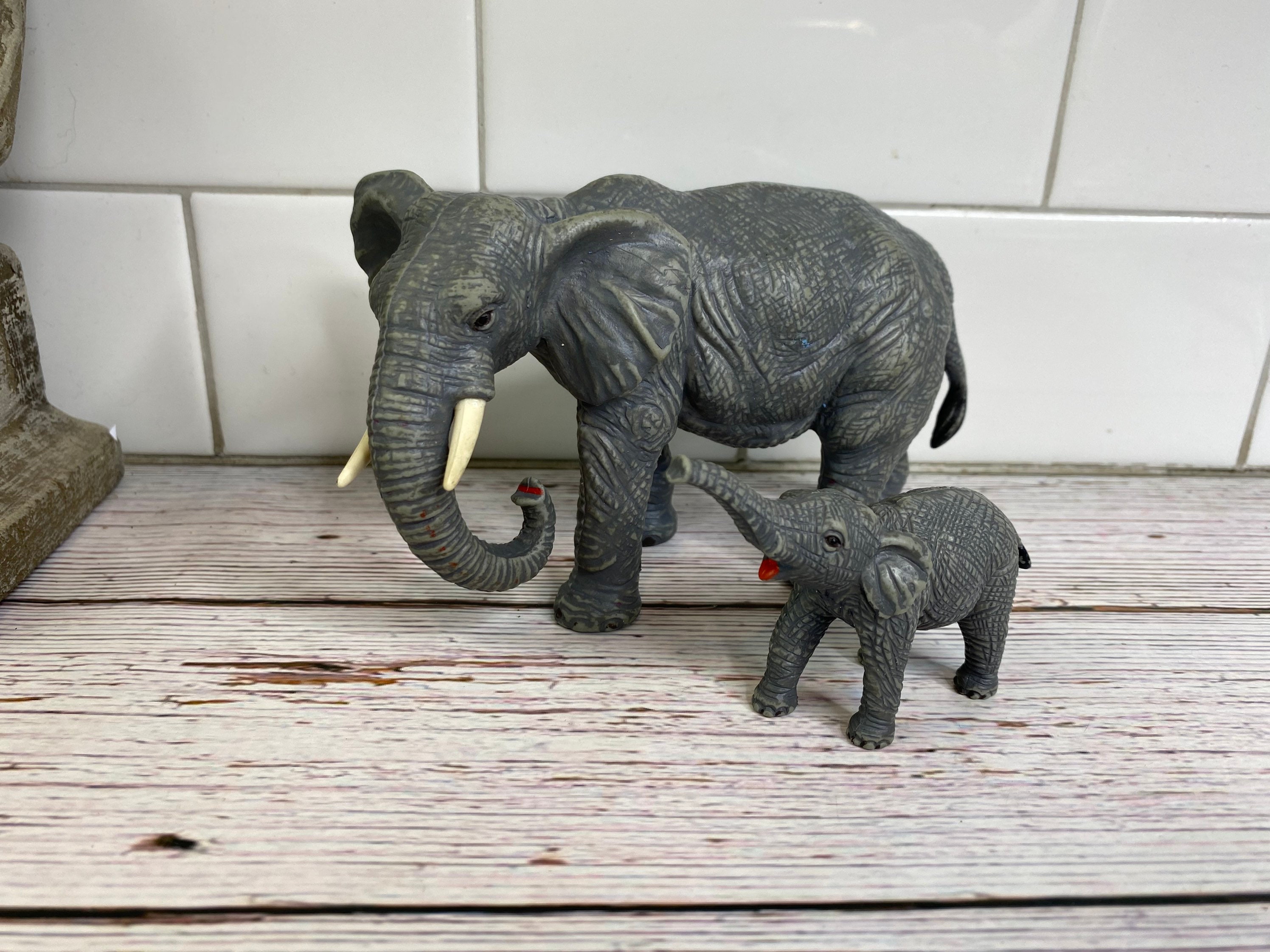 Vintage AAA Figure ~ Elephant Mom / Dad With Baby Calf ~ African