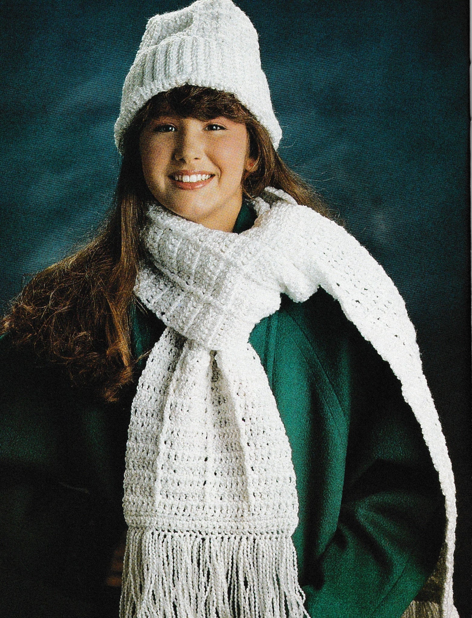 Handmade Crochet Hat and Scarf Set With Hoop Earrings CROCHET HAT and SCARF SET - Free Pattern ⋆ lulostitchco.com main image 2