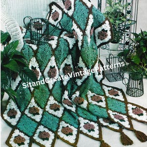 Vintage Crochet Diamond Rose Afghan