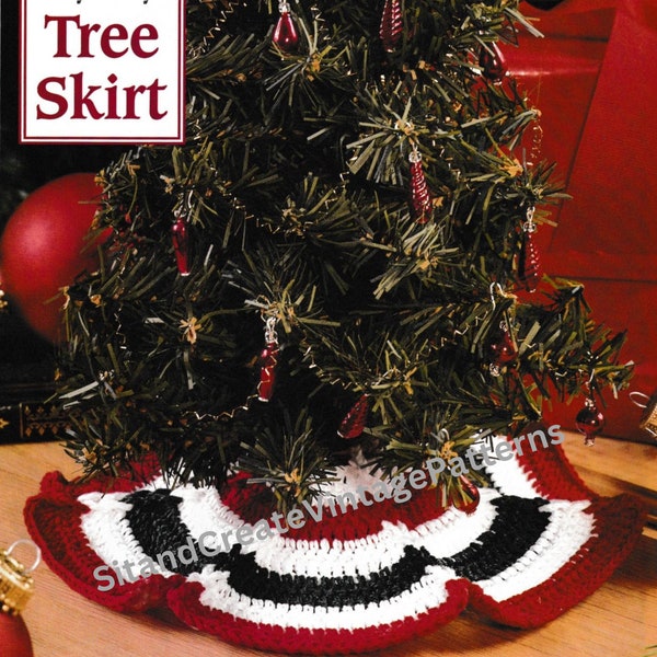 Vintage  Crochet Itty Bitty Tree Skirt