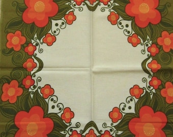 Vintage schwedisches Baumwoll Leinen / Dekotuch Designer Bodil Wallman Bedruckt florales Dekor Orange Blumen Motiv Skandinavisches Textildesign
