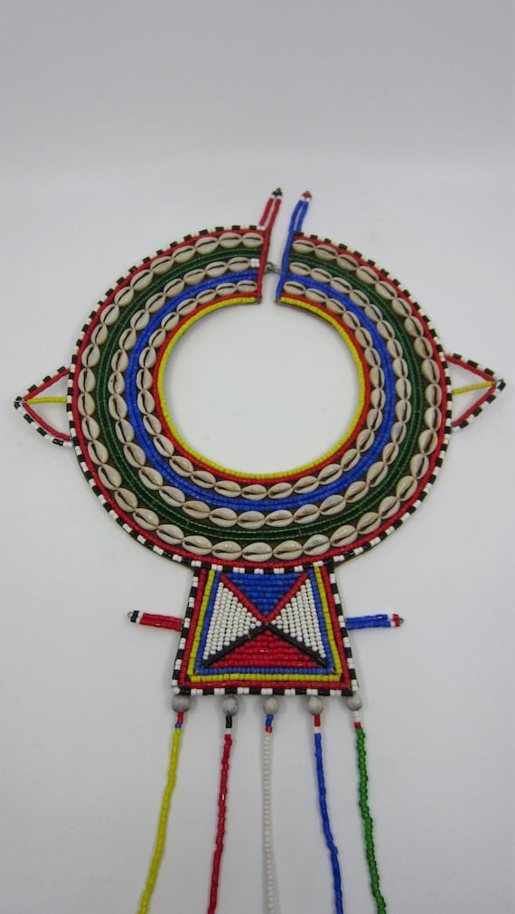 Collier Ethnique Africain - Perles De Verre Bleues Et Coquillages Cauri - Artisanat - Neuf Avec Étiquette