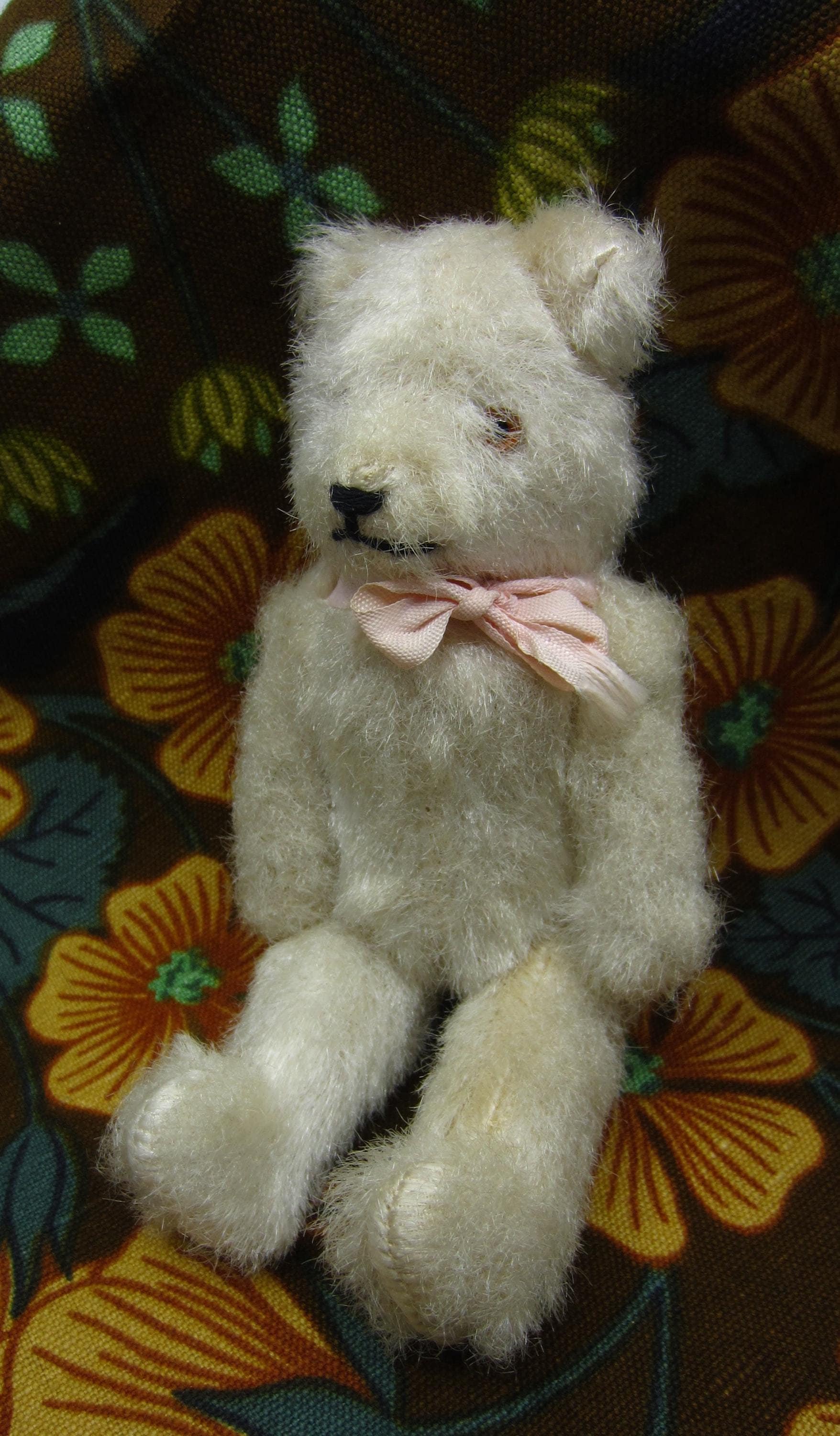 Antique schuco - Etsy 日本