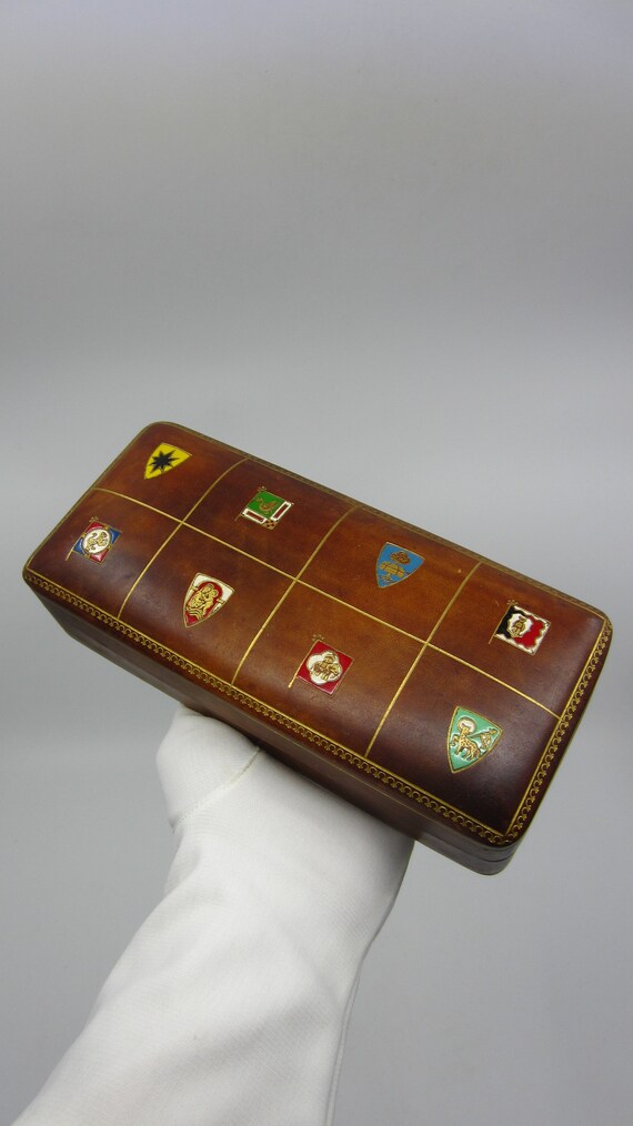 Vintage Italian leather box Heraldic shields / Co… - image 4