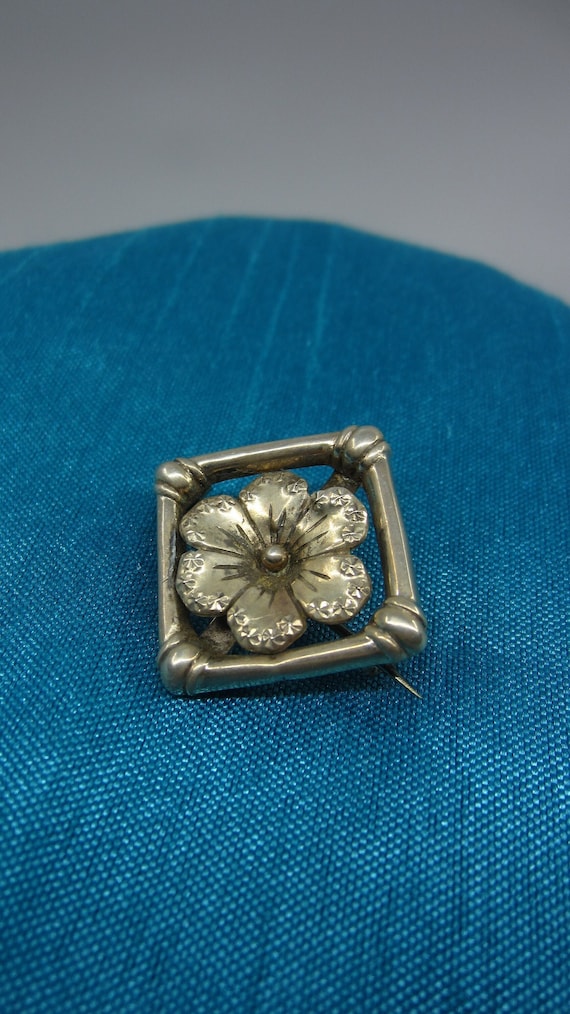Antique tiny silver Flower brooch German? Scandina