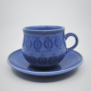 Vintage Swedish Gustavsberg creamware tea cup & saucer Josefin Designer Lisa Larson Scandinavian mid century modern design Made in Sweden