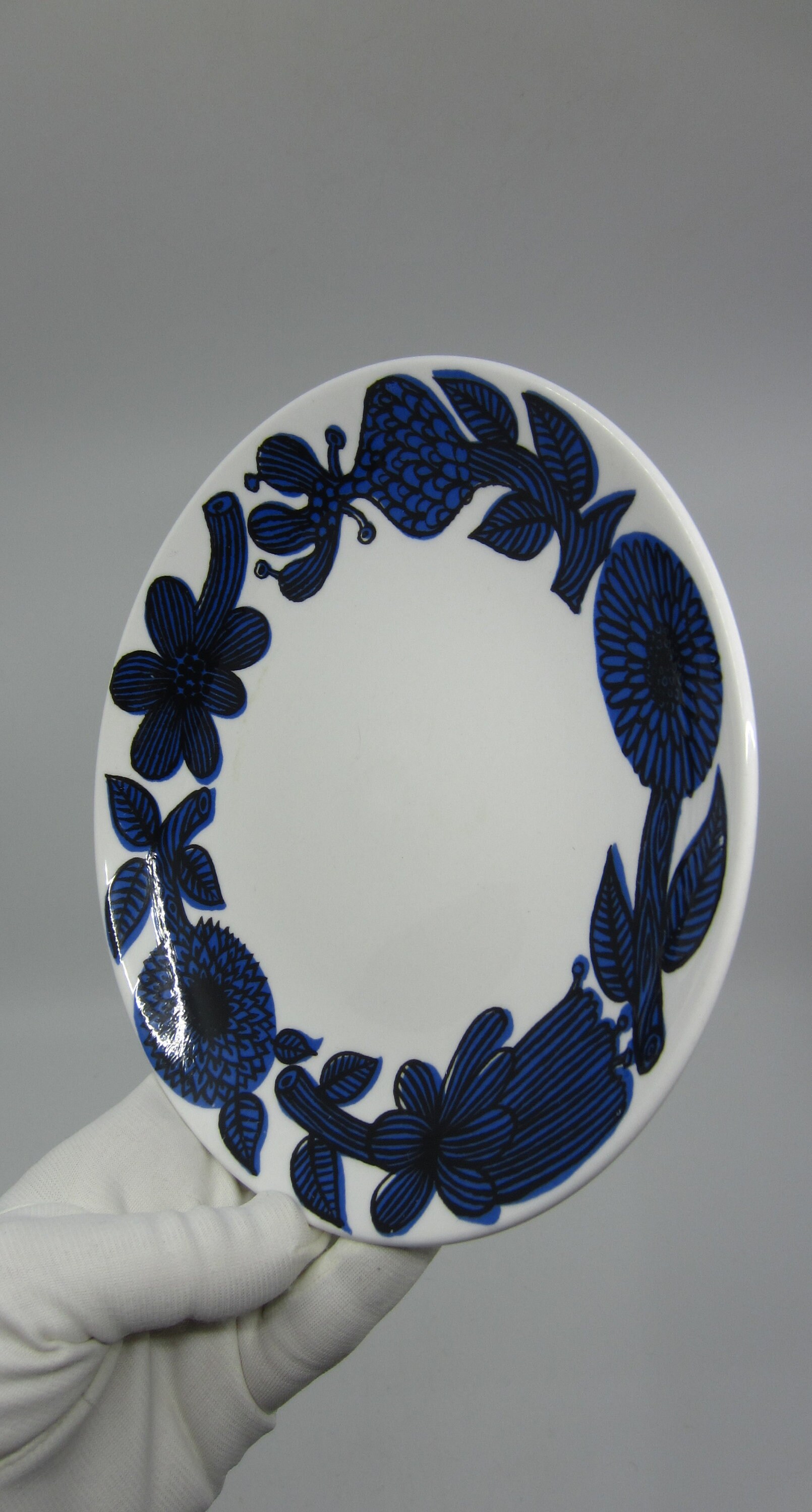 Pair of Vintage Swedish Gustavsberg Porcelain Dishes / Plates BLÅ